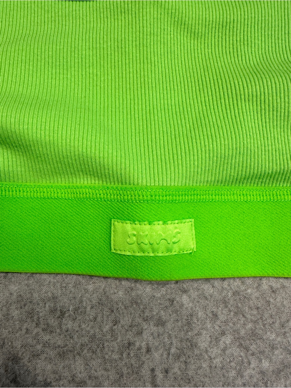 SKIMS Neon Green Ribbed Bralette - Picture 3 of 5